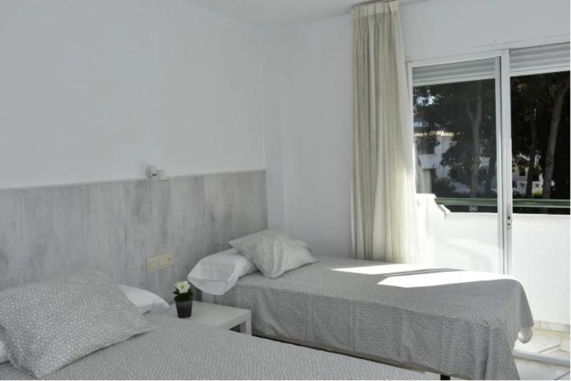 Апартаменти ¡Nuevo! Zona Tranquila Cerca De La Playa De La Carihuela Торремолінос Екстер'єр фото